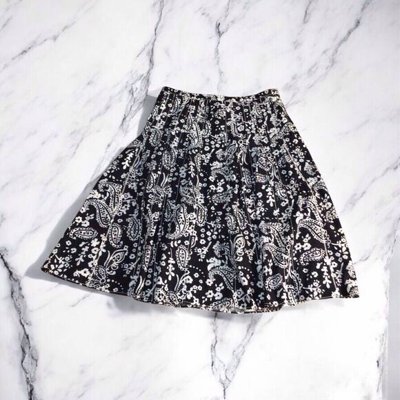 LIZ CLAIBORNE Black & White Paisley A-Line Pleated Cotton Skirt Women's Size 8 - Picture 1 of 8